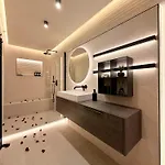 Maison Nina, D'exception