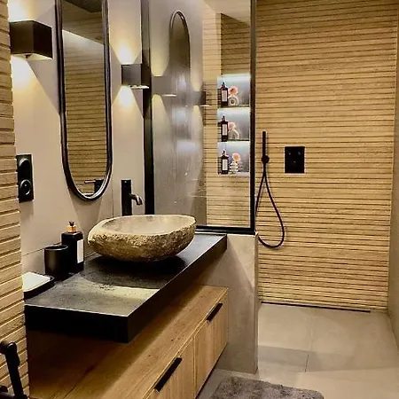 Maison Nina, D'exception فيلة *